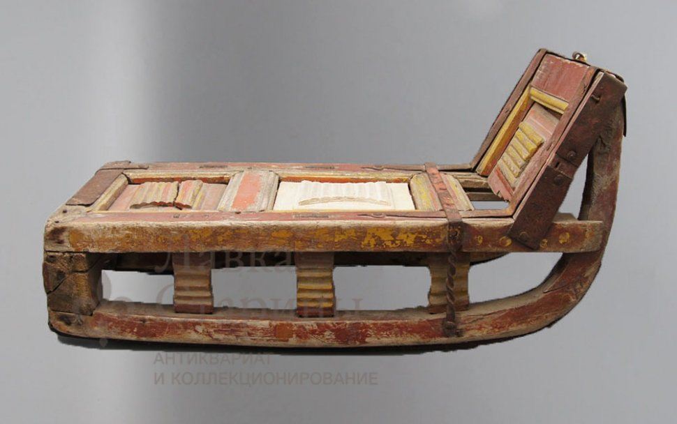 Старинные деревянные детские санки, Россия, 19 век 