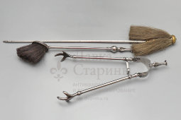 Старинный комплект инструментов для камина «Кирасир», железо, ковка, щетина, Англия, 1-я пол. 20 в.