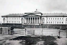 Старинная фотогравюра «Москва: 1-я городская больница на Калужской улице», фирма «ерер, Набгольц и Ко», Москва, 1884 г.