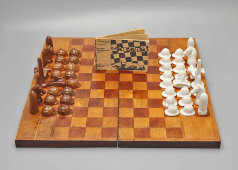 Военно-шахматная игра «Шах-бой», агитационные шахматы советского периода, редкость, фарфор Гжели, 1930-е