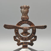 Награда студенту, добившемуся наибольших успехов от начальника штаба ВВС Индии Хрушикеш Мулгавкара, 1976-78 гг.
